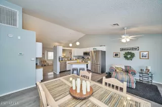 Photo #5: 6248723 Listing