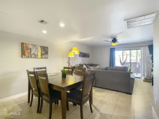 Photo #4: 6248826 Listing