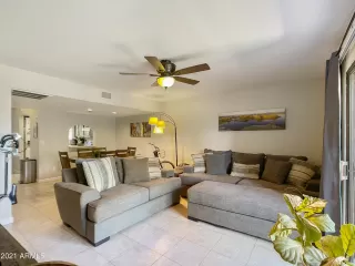 Photo #6: 6248826 Listing