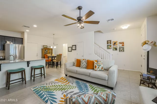 MLS: 6248987 Condo For Sale