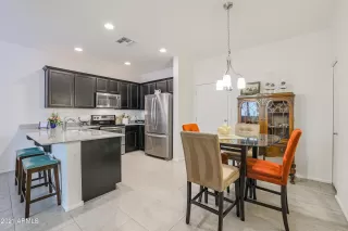 Photo #2: 6248987 Listing