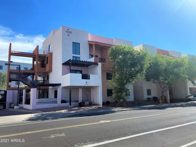 MLS: 6249007 Condo For Sale