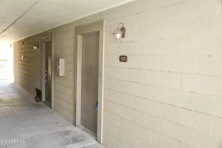 Photo #6: 6249205 Listing