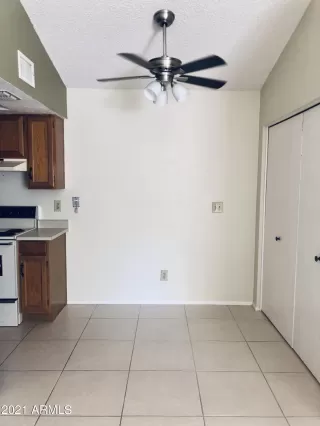 Photo #4: 6249206 Listing