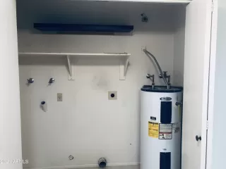 Photo #5: 6249206 Listing