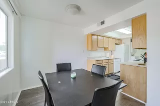 Photo #4: 6249211 Listing