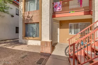 Photo #2: 6249335 Listing