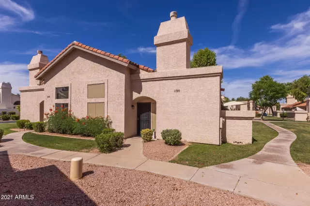 MLS: 6249363 Condo For Sale