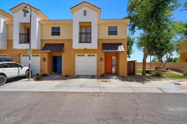 MLS: 6249368 Condo For Sale