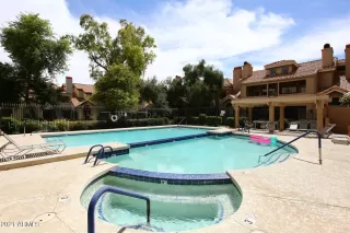 Photo #4: 6249614 Listing