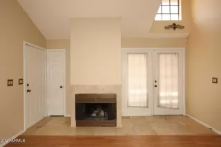 Photo #6: 6249614 Listing