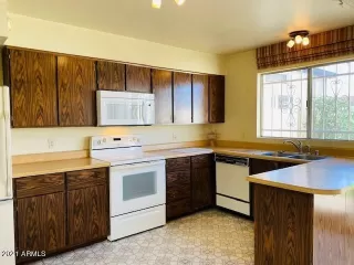 Photo #3: 6249685 Listing 