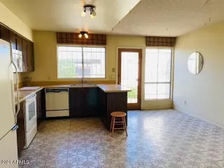 Photo #4: 6249685 Listing 