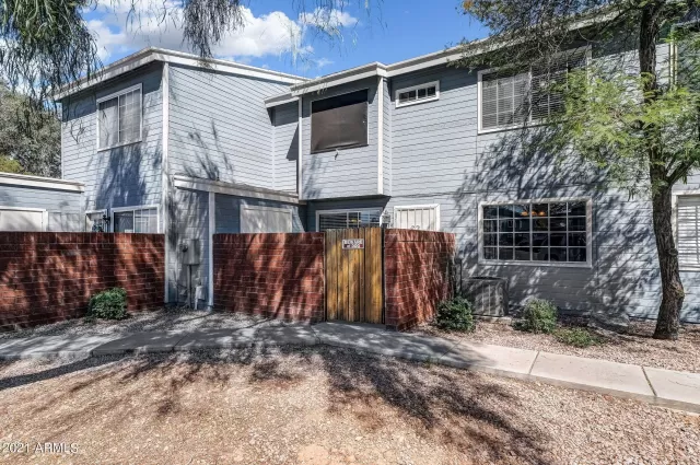 MLS: 6249964 Condo For Sale