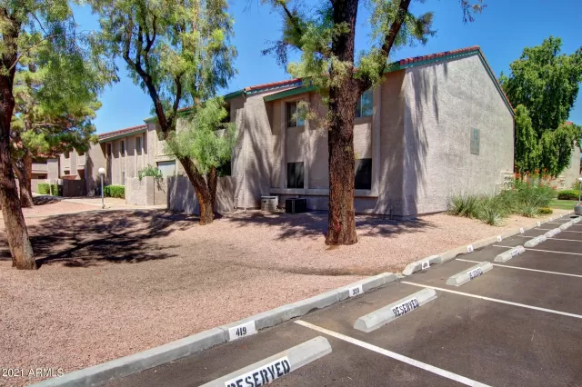 MLS: 6249966 Condo For Sale