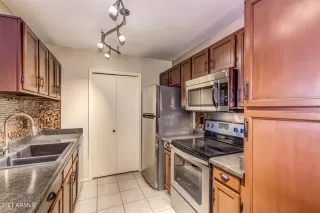 Photo #1: 6249966 Listing 