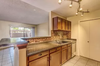 Photo #2: 6249966 Listing 