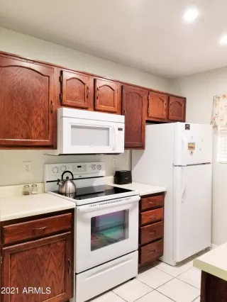 Photo #5: 6250276 Listing