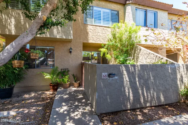 MLS: 6250350 Condo For Sale