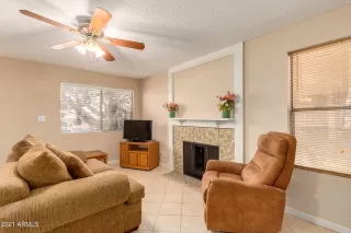 Photo #5: 6250350 Listing