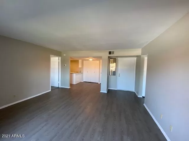 MLS: 6250608 Condo For Sale