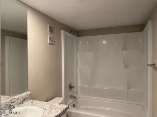 Photo #2: 6250608 Listing 