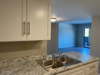 Photo #5: 6250608 Listing 