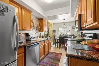 Photo #3: 6250689 Listing