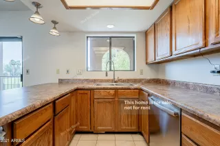 Photo #5: 6250849 Listing