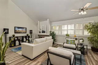 Photo #3: 6250857 Listing