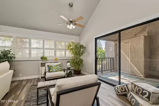 Photo #6: 6250857 Listing