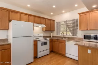 Photo #5: 6251265 Listing