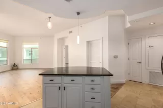 Photo #3: 6251269 Listing 