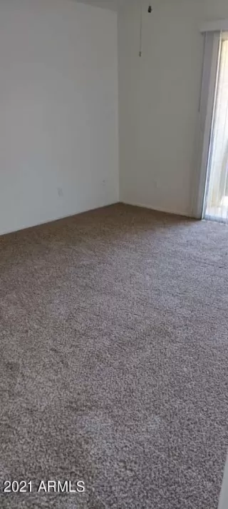 Photo #4: 6251641 Listing