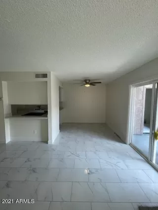 Photo #3: 6251827 Listing