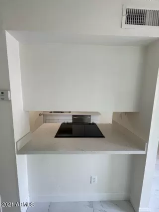 Photo #4: 6251827 Listing