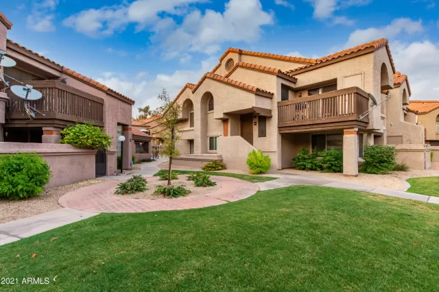 MLS: 6252145 Condo For Sale