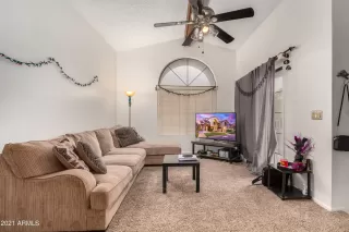 Photo #2: 6252145 Listing