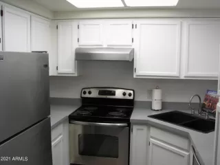 Photo #3: 6252184 Listing