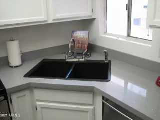 Photo #4: 6252184 Listing