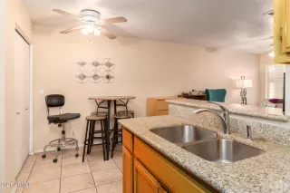 Photo #5: 6252328 Listing 