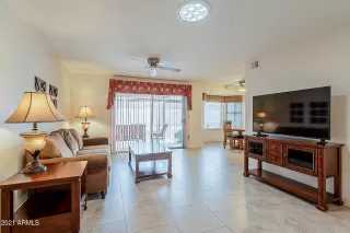 Photo #5: 6252373 Listing