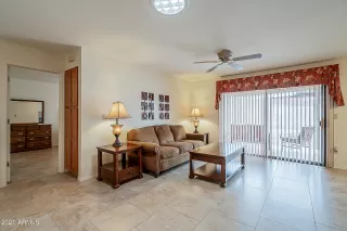 Photo #6: 6252373 Listing