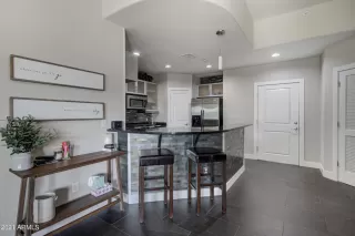 Photo #5: 6252399 Listing 