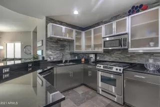 Photo #6: 6252399 Listing 