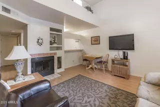 Photo #1: 6252459 Listing