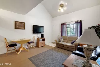 Photo #2: 6252459 Listing