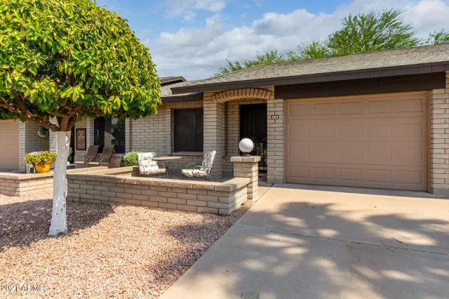 MLS: 6252599 Condo For Sale