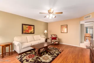 Photo #2: 6252599 Listing 