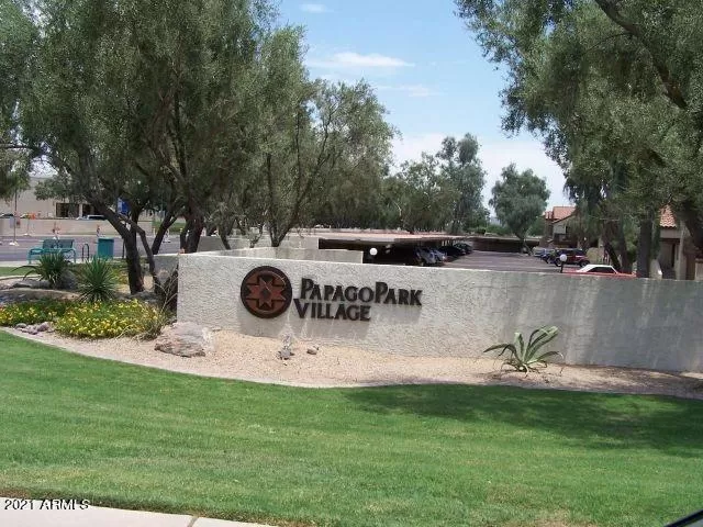 MLS: 6252877 Condo For Sale